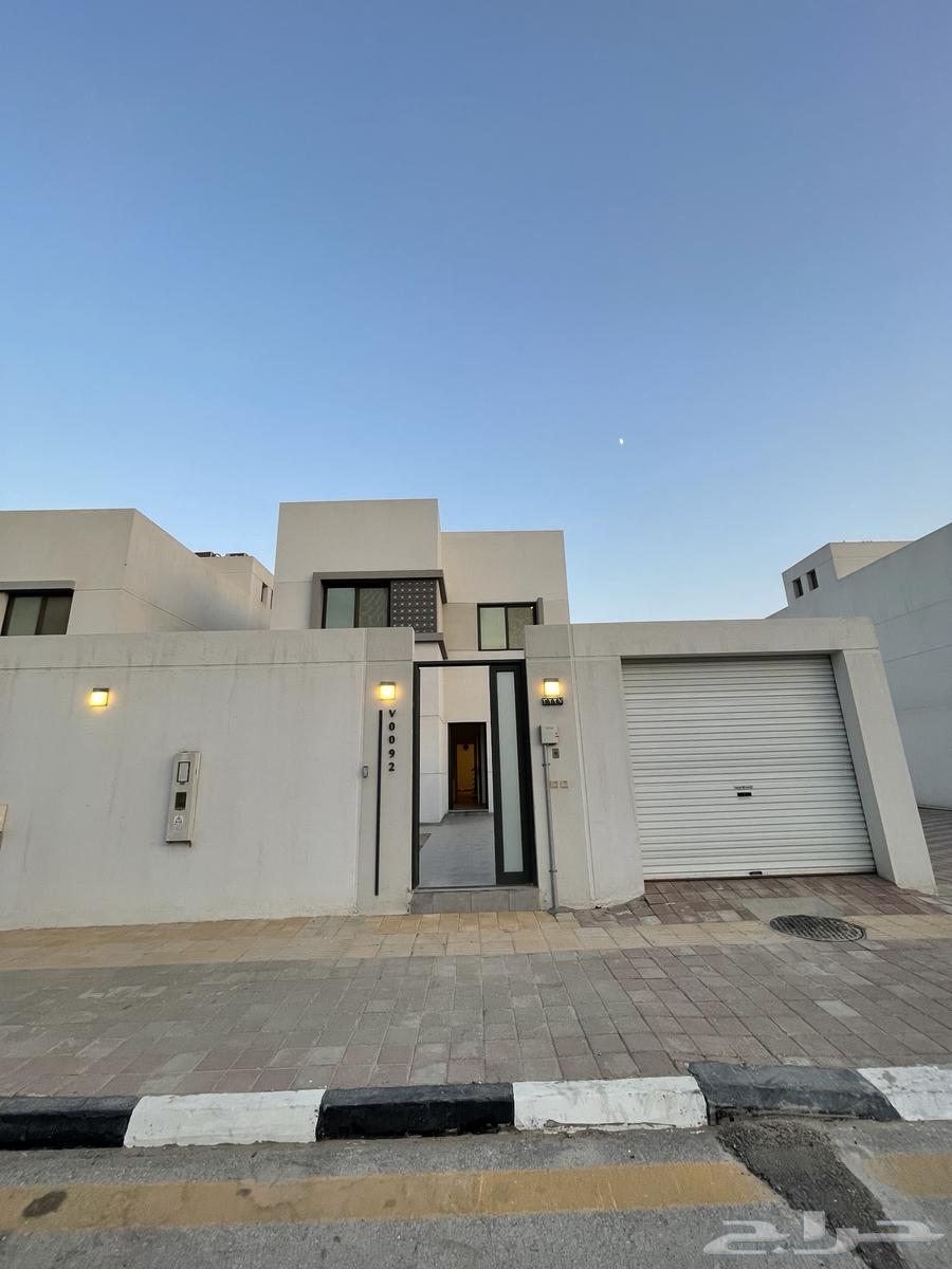 فيلا للإيجار