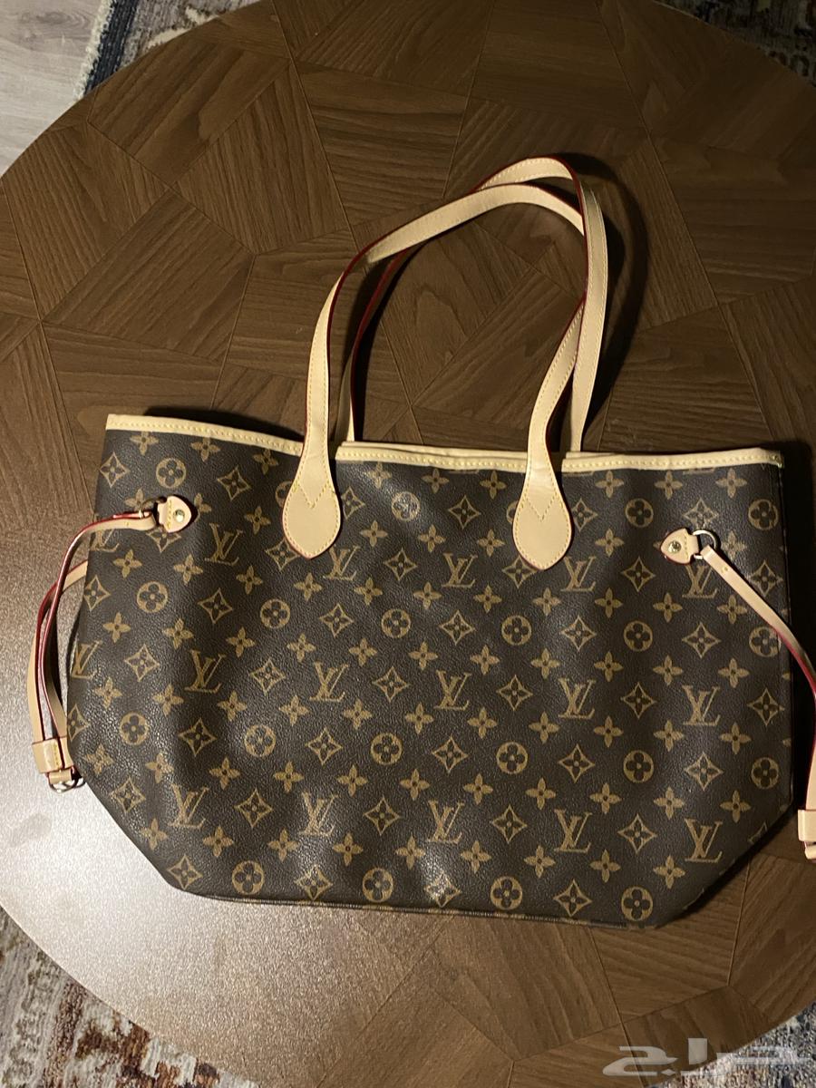 شنطة ماركه لويس فيتون64477129734915110