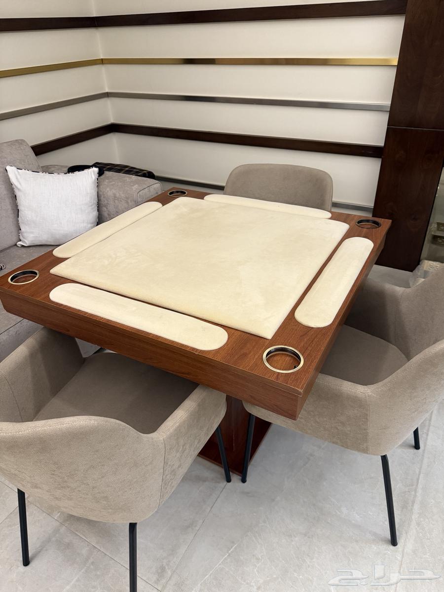 طاولة بلوت للبيع64476378716673110