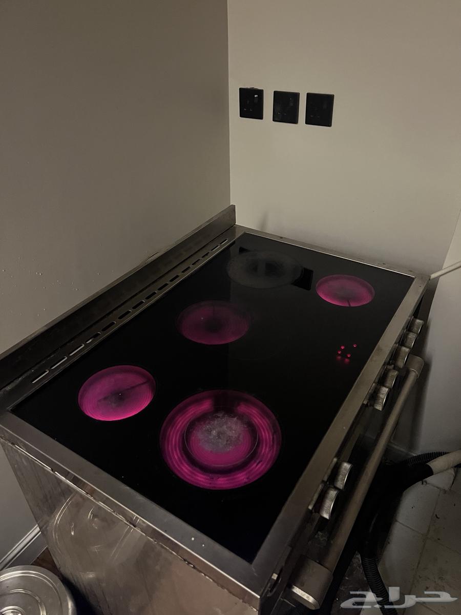 Italian Tecnogas oven 90 cm, fully functional except for one burner64478443640707111