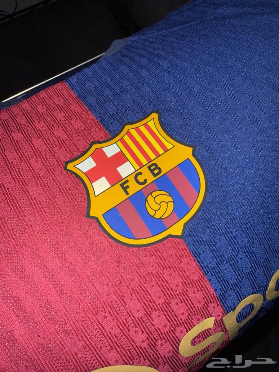 فنيلة برشلونة من متجر برشلونة الرسمي باسبانيا64485598178306114