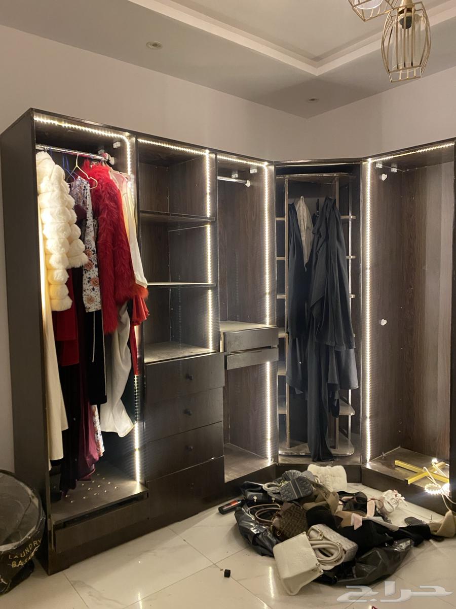 Automatic washing machine and wardrobe for details64473415435139113