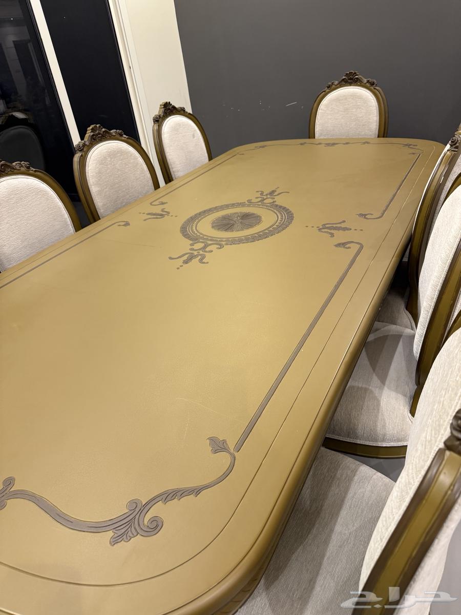 طاولة طعام للبيع64473694631042112