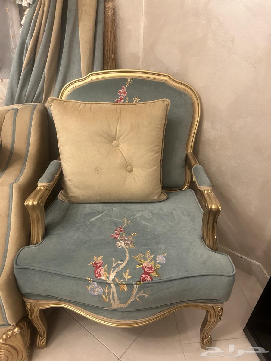 Sofa set for sale, 5 pieces with table and curtains64471718745858111