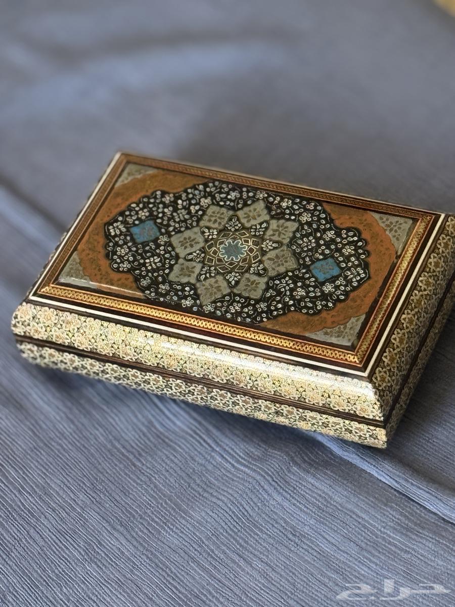 صندوق إيراني فاخر ( Khatamkari )64475791951874110