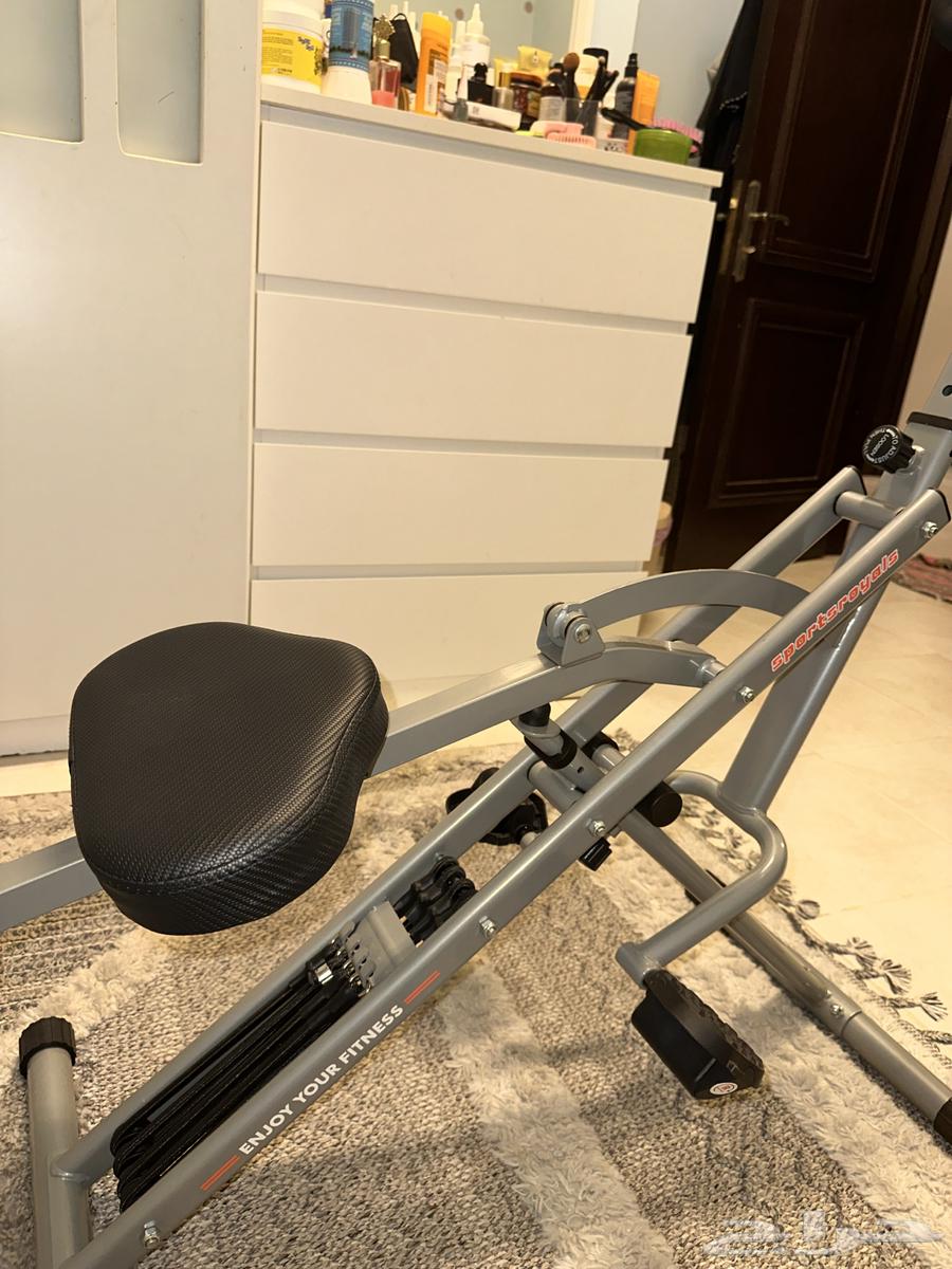 Squat exercise machine64477005425794110