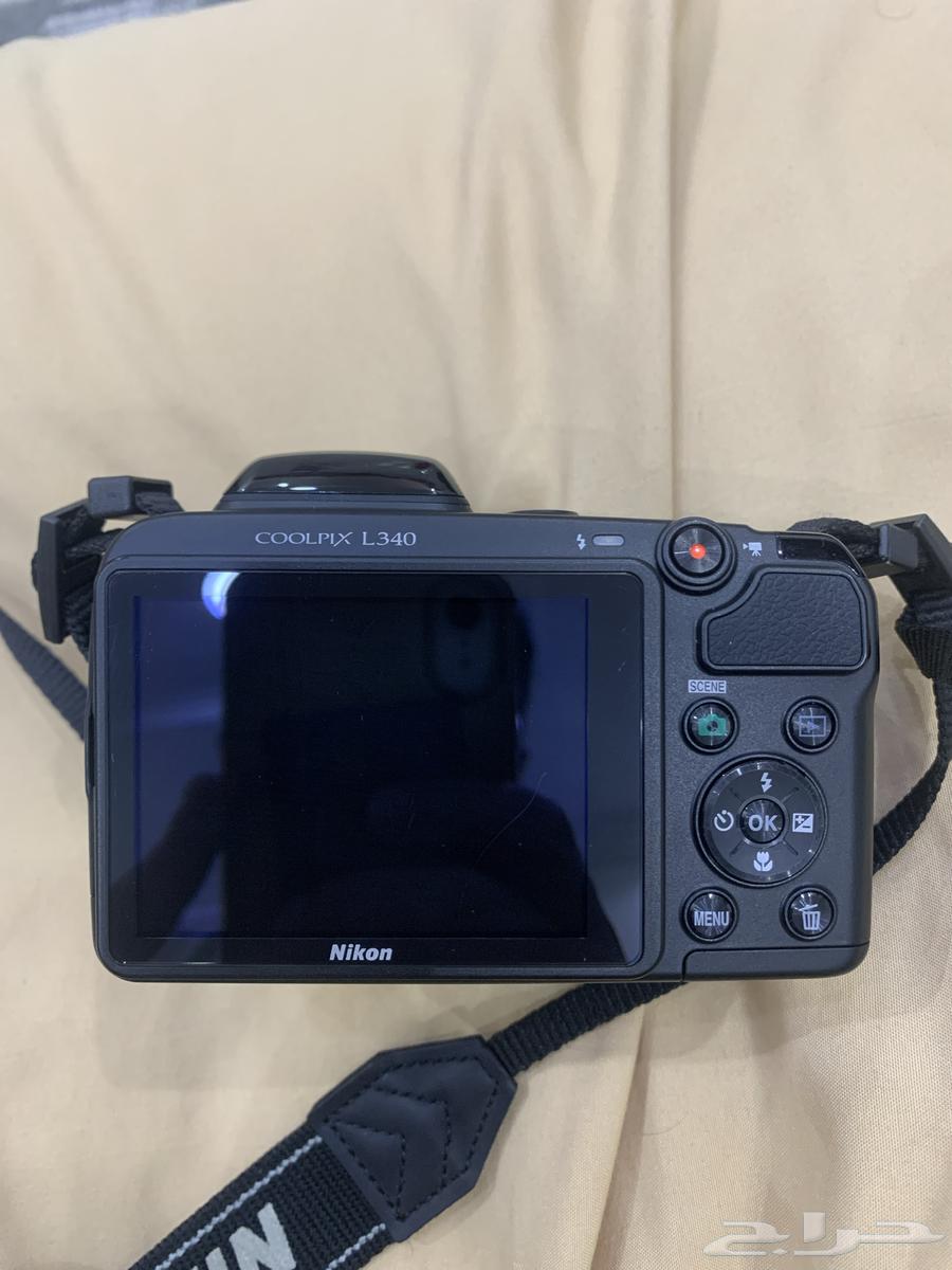 كميراNikon مع الشاحن والشنطة بحالة الوكاله لاعلى سوم64472228244993112