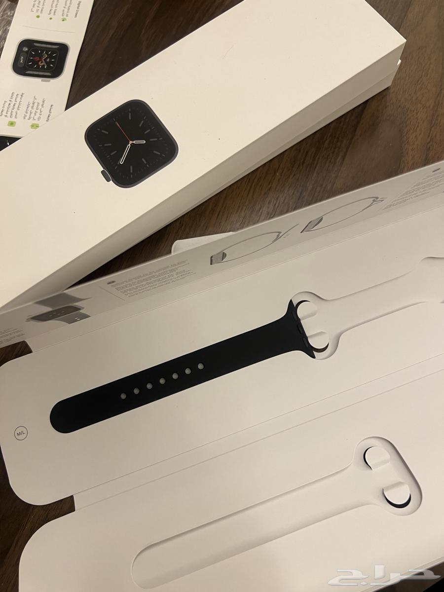 ابل واتش للبيع مع جميع ملحقاتها64474610642178111
