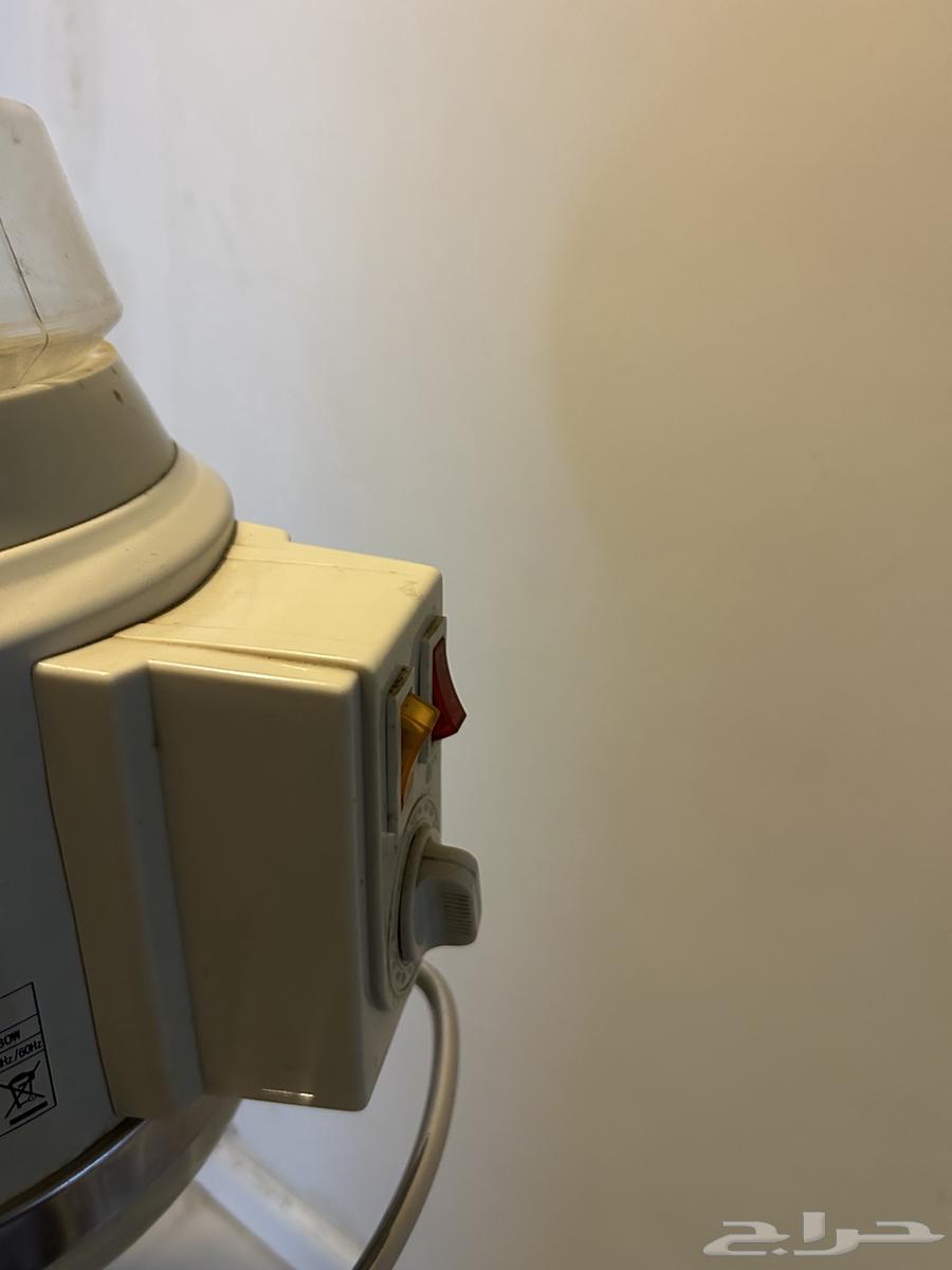 Working barber steam machine. 350 SAR64475002053122110