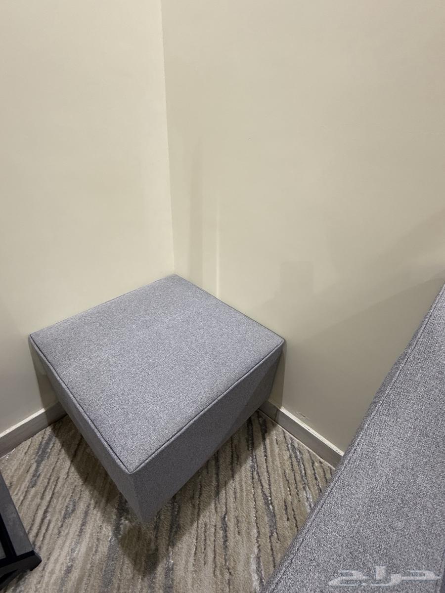 كنب غرفة معيشه نظيف وشبه جديد64474402657539114