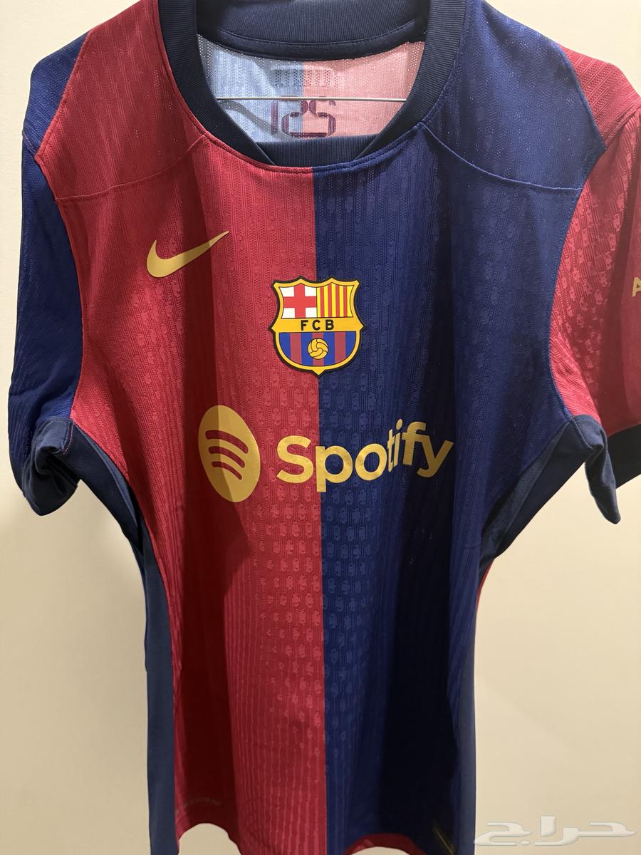 فنيلة برشلونة من متجر برشلونة الرسمي باسبانيا64485598178306110