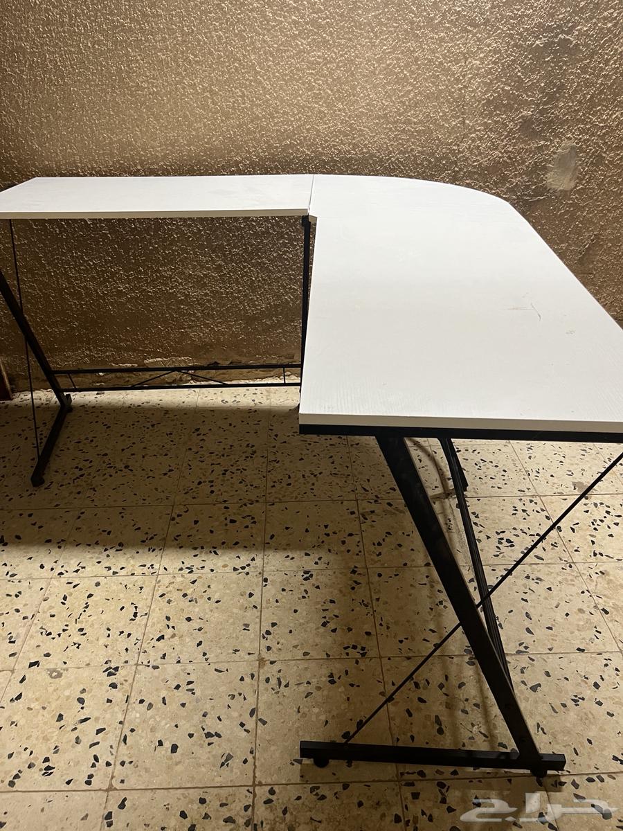 L-shaped desk64472699783555111