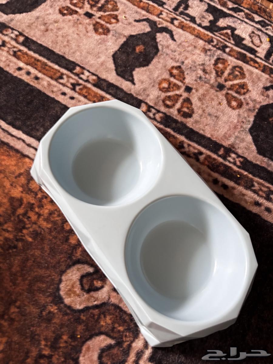 بيت لي البسه و صحن اكل و مويه ولتر بوكس64474251618691110