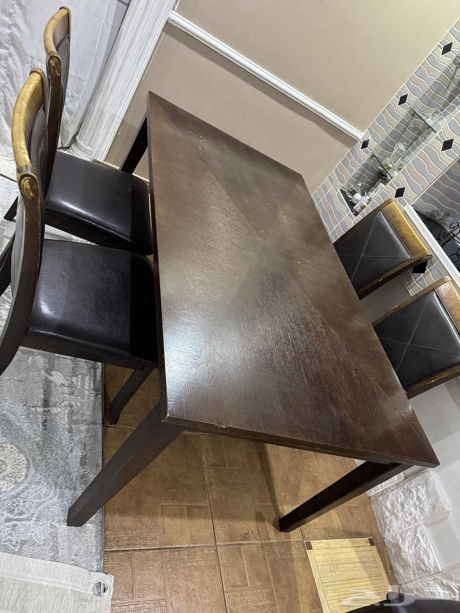 Luxurious table64473009102209113