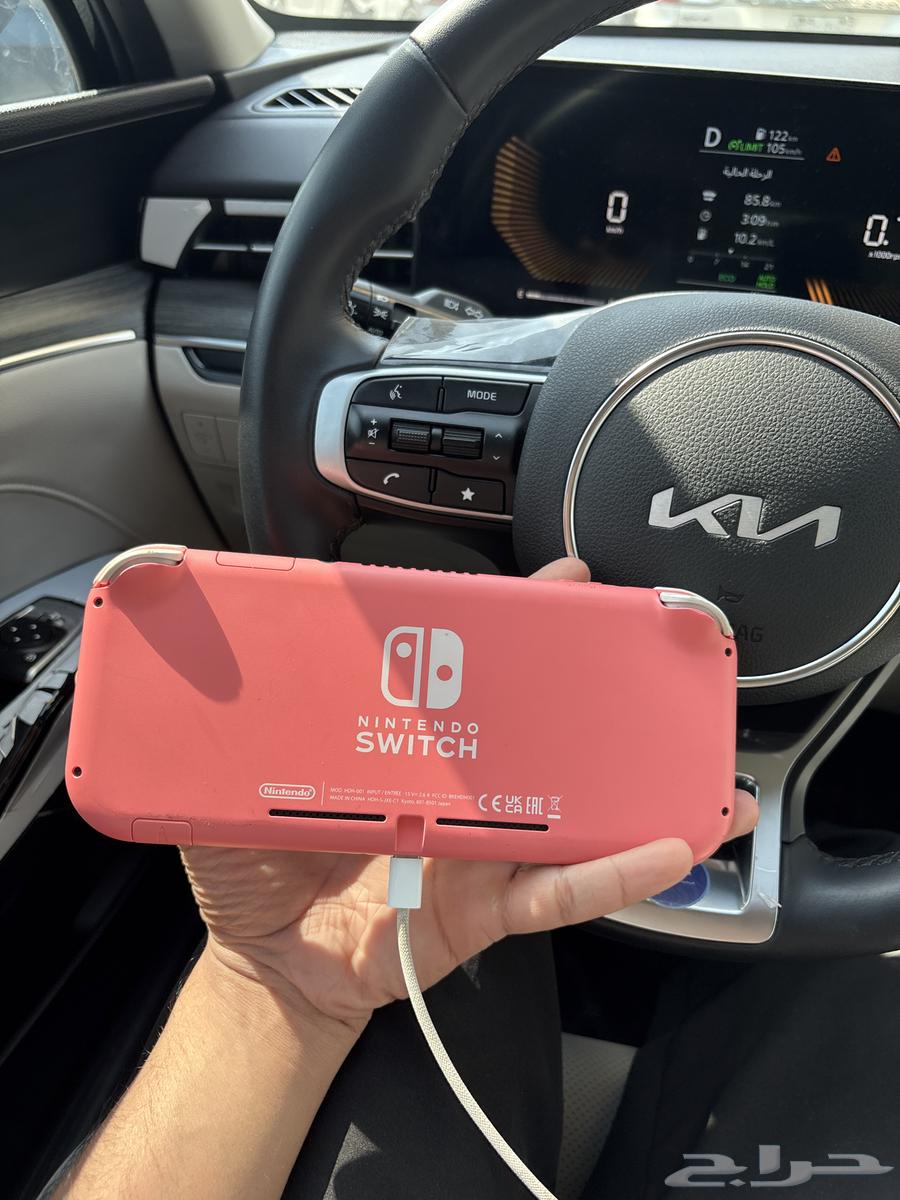 للبيع سويتش نينتندو لايت وردي64473346076674112