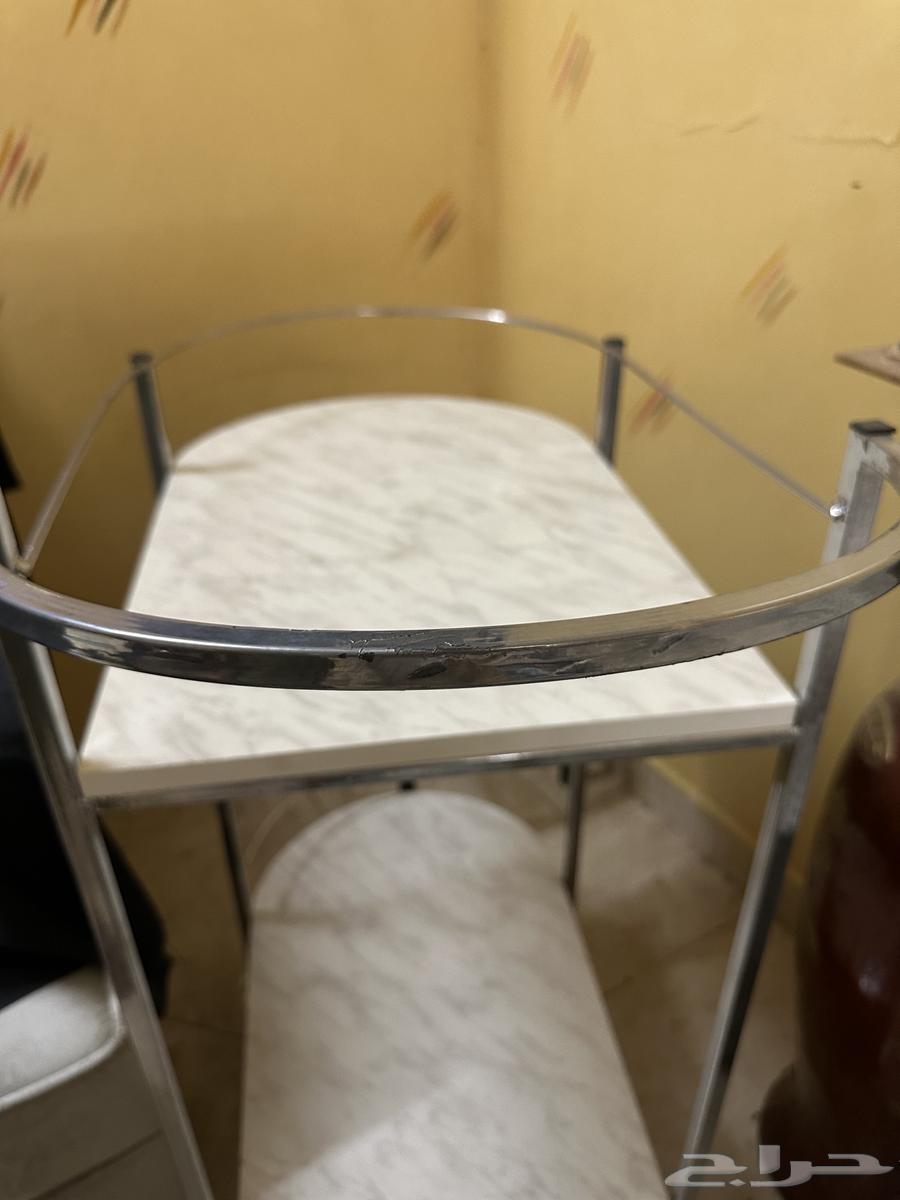 Dining table64475321736066112