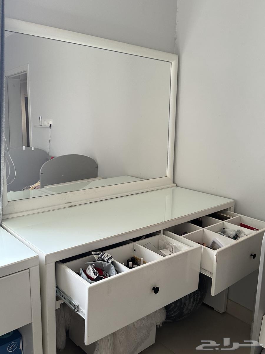 Urgent Sale of Dressing Table64478580913667111