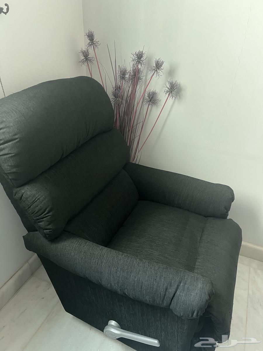 كنبة ليزي بوي اصلية منجدة64474734665091111