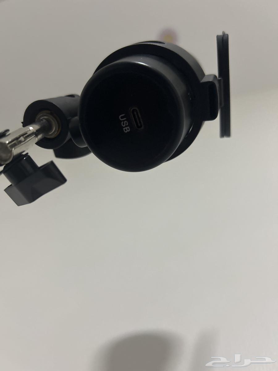 مايك نظيف مستعمل للبيع64476322849794113