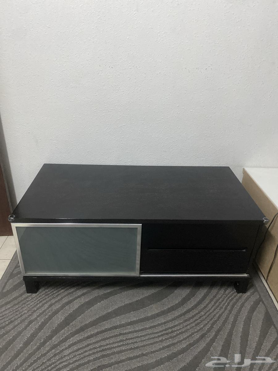 طاولة تلفزيون خشبيه لون اسود64478238724611110