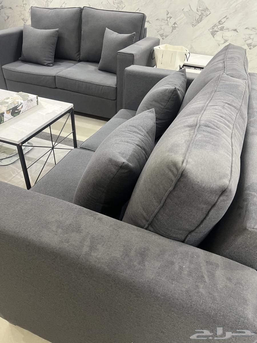 للبيع عدد 2 كنب وعدد 7 طاولة (لم يستخدم)64472270093185110