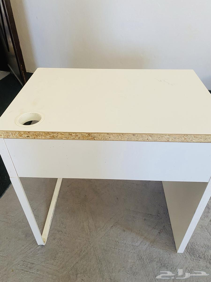 مكنسه طاوله كمبيوتر عربيه. الطفال نفرين64473289827073113