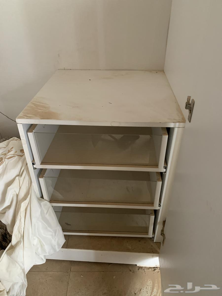 درج جديد ماستخدمته ولا حطيت فيه ملابس ولا اي شي64475584560642114