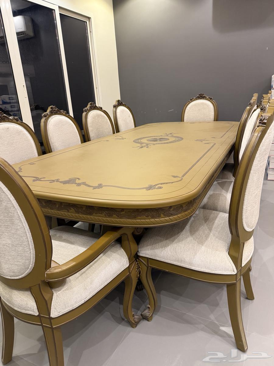طاولة طعام للبيع64473694631042110