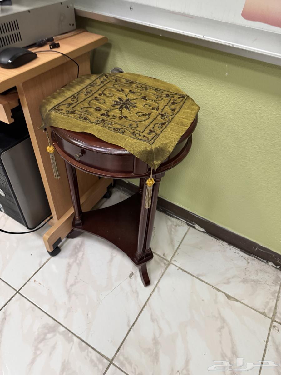 Serving table64475598117761111