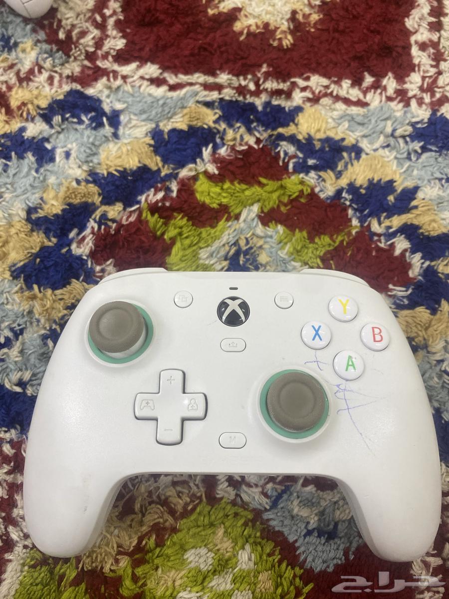 للبيع يدتات اكس بوكس على سوم64476072158467110