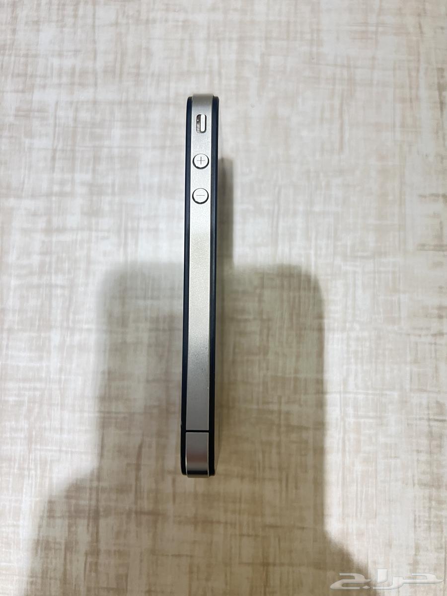 ابل آيفون 4 (32) جيجابايت لون أسود شبه جديد64473051161217113