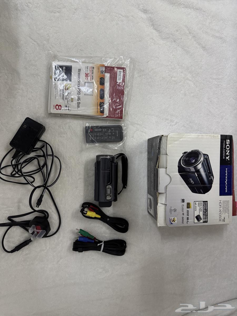 كاميرا سوني قديمة مخزنة64471979794435114