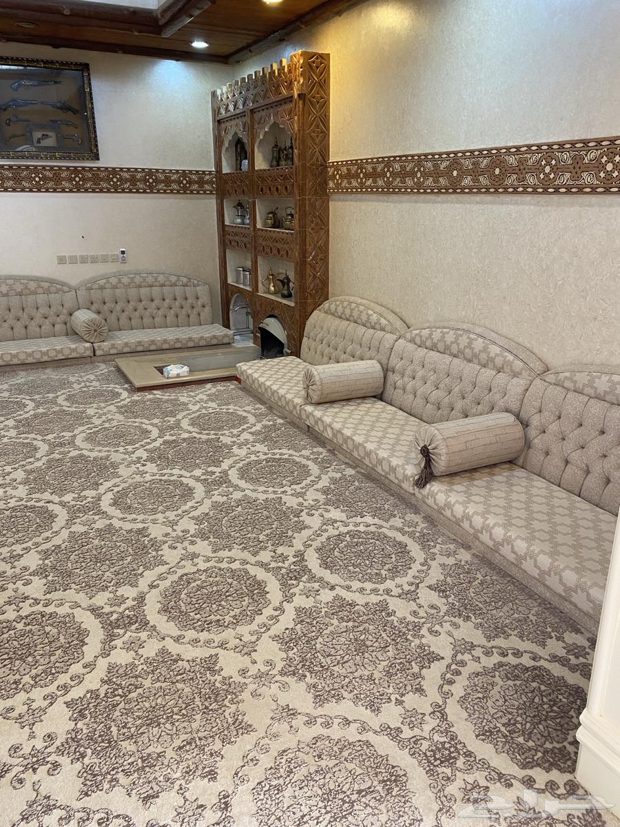 كنب ارضي شبه جديد64473304052866111