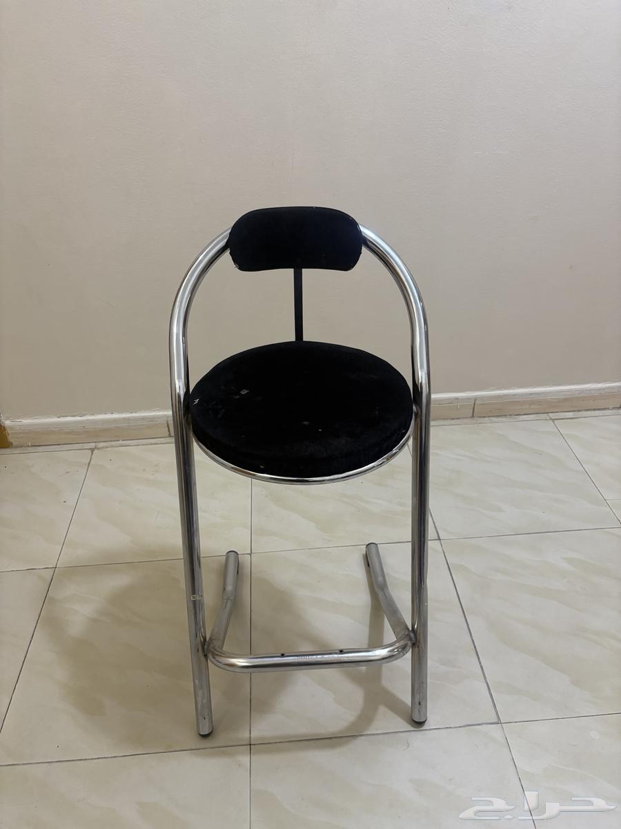 Barber Chairs and Mirror64476475160577114