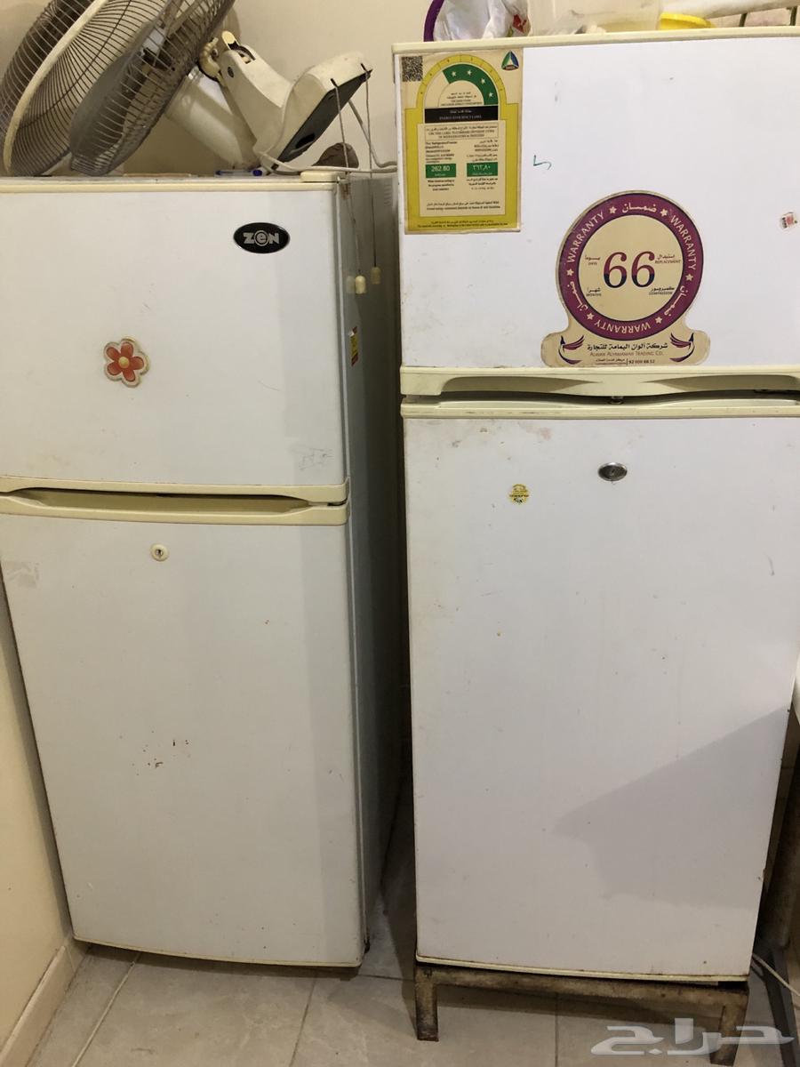 Two medium-sized refrigerators for sale in good working condition64477783170818110