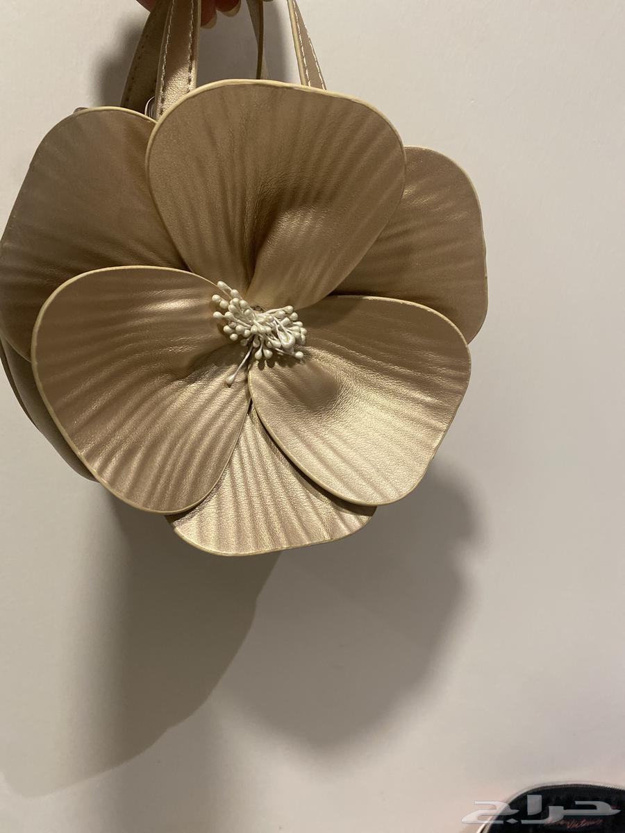 شنط للبيع شبه جديده64478622076418113