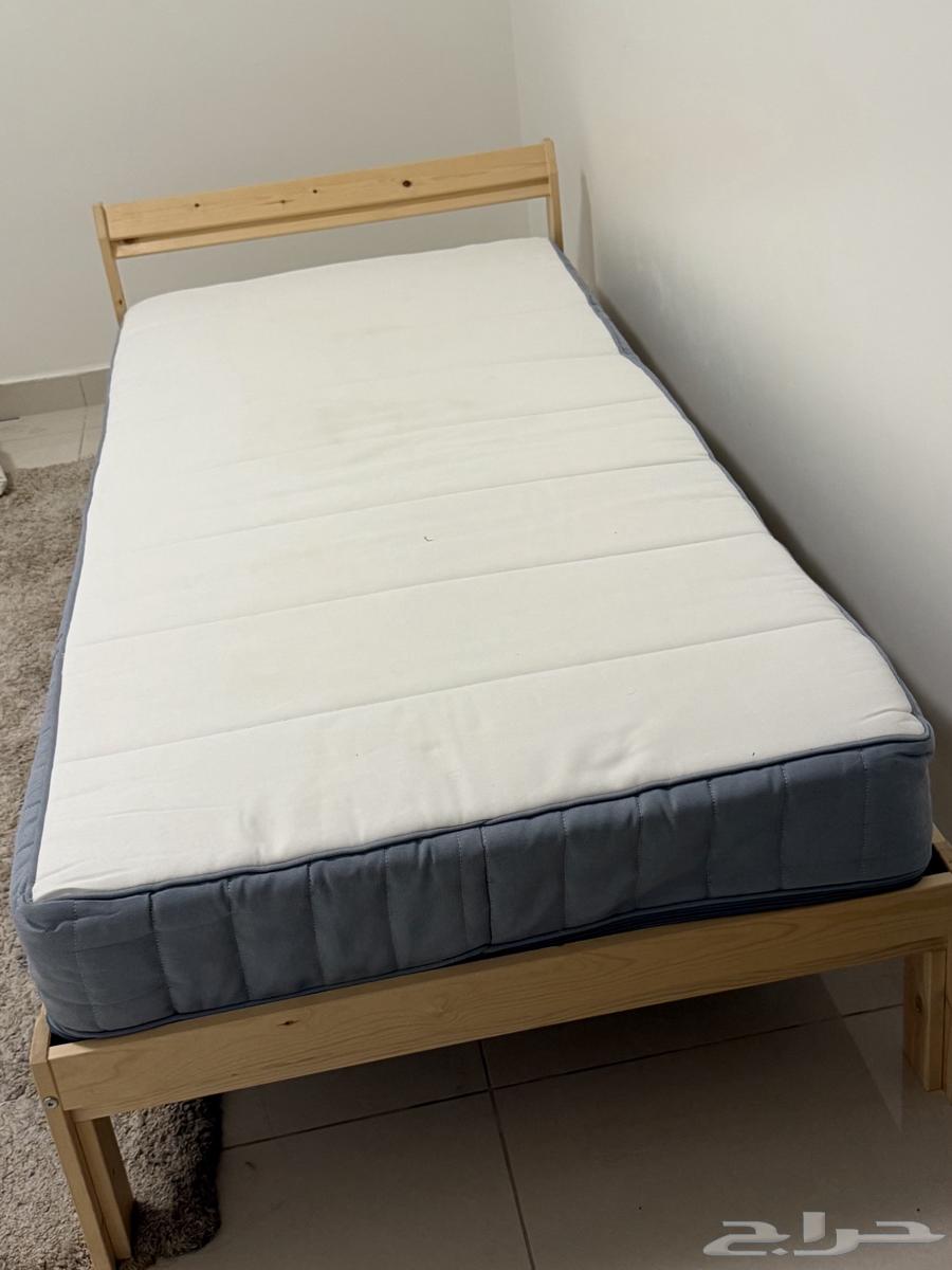 سرير مفرد مع مرتبه من ايكيا للبيع64477894257537110