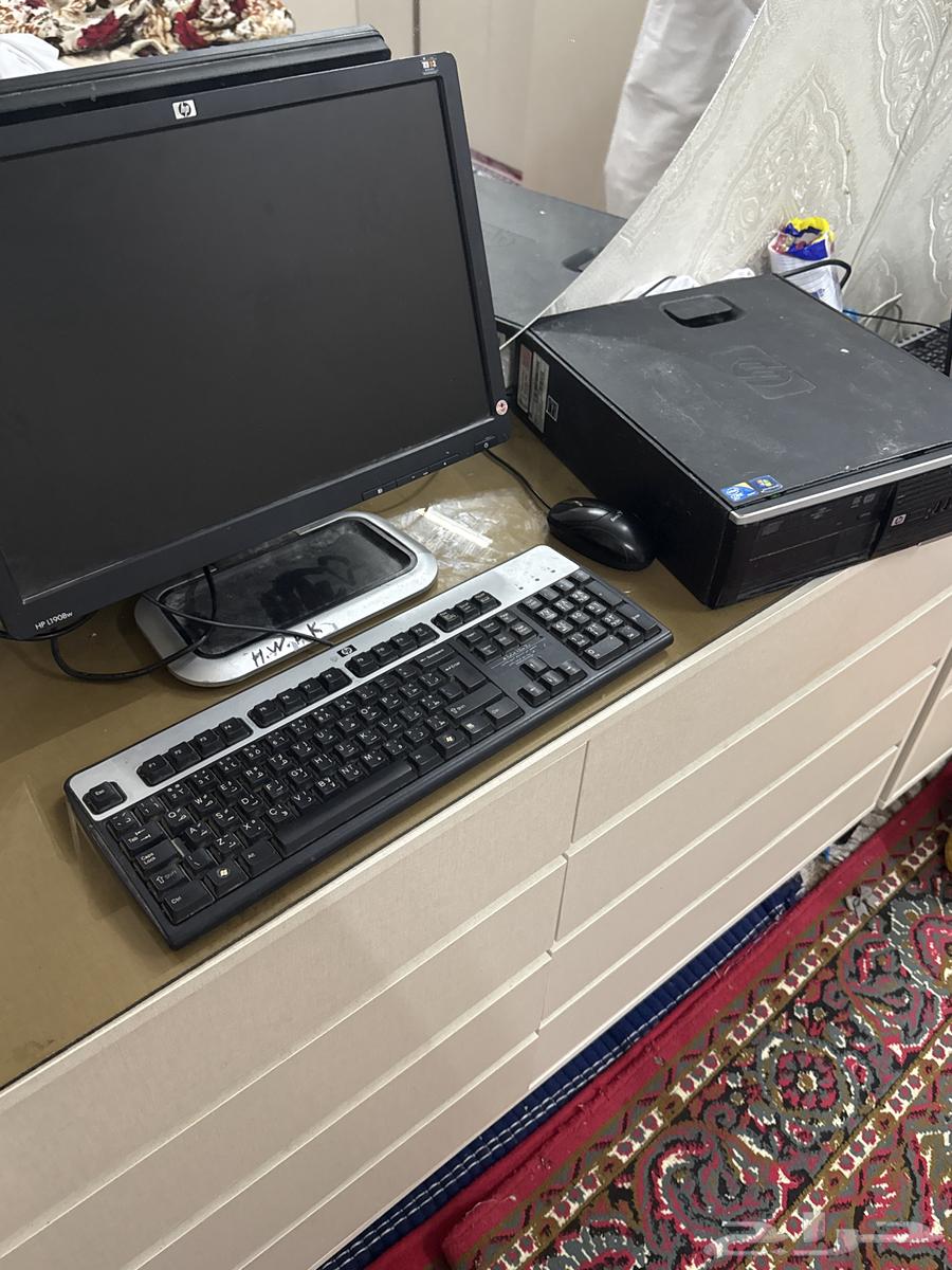 Monitor, Mouse, and Keyboard64477908074242110