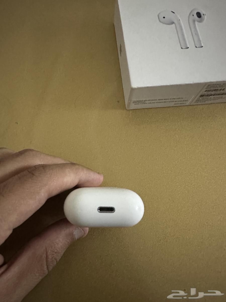 للبيع سماعة ايربودز64477672597250112