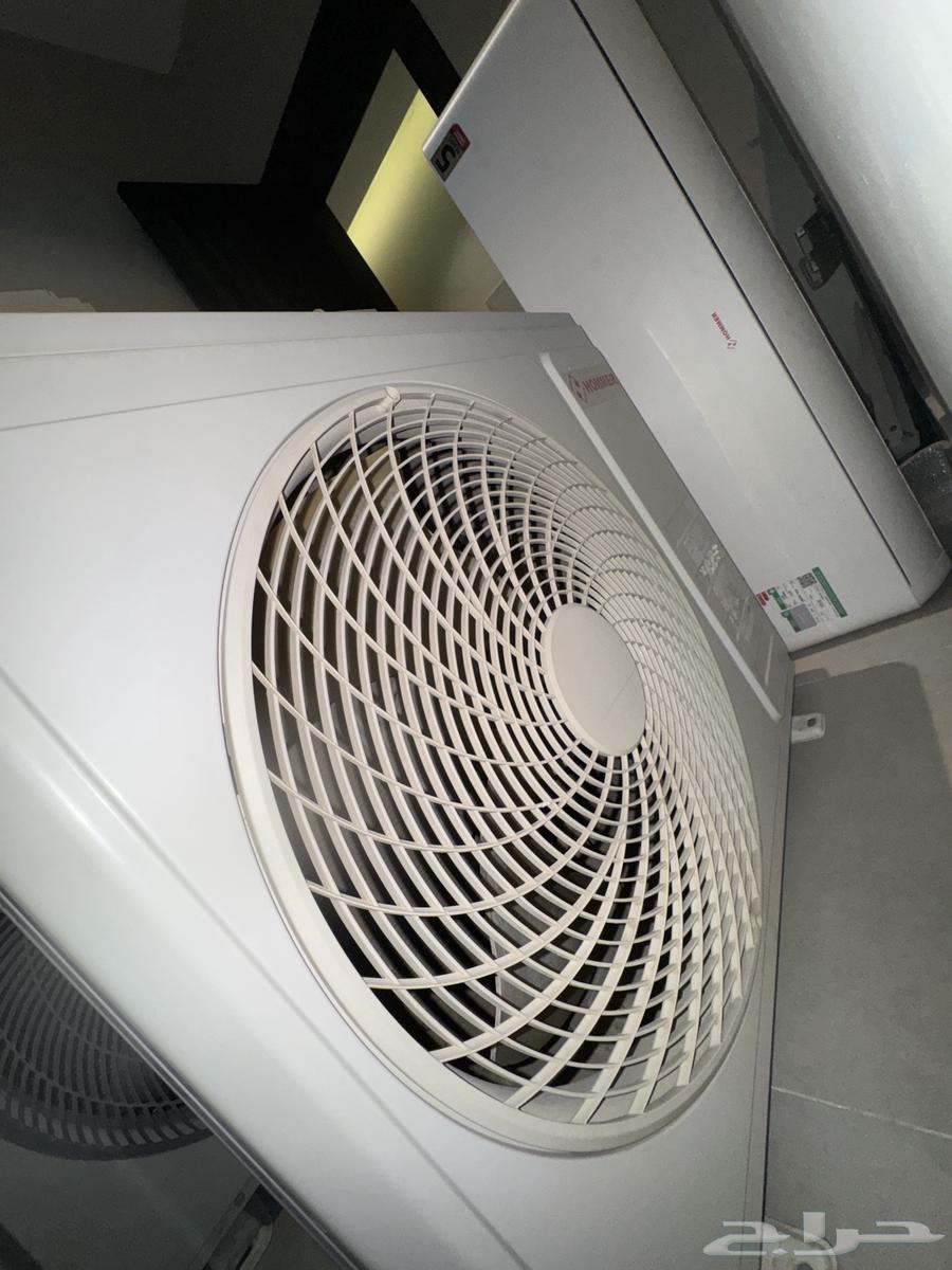 مكيف ميديا طن ونص للبيع 1400 ريال نظيف64476615202051110