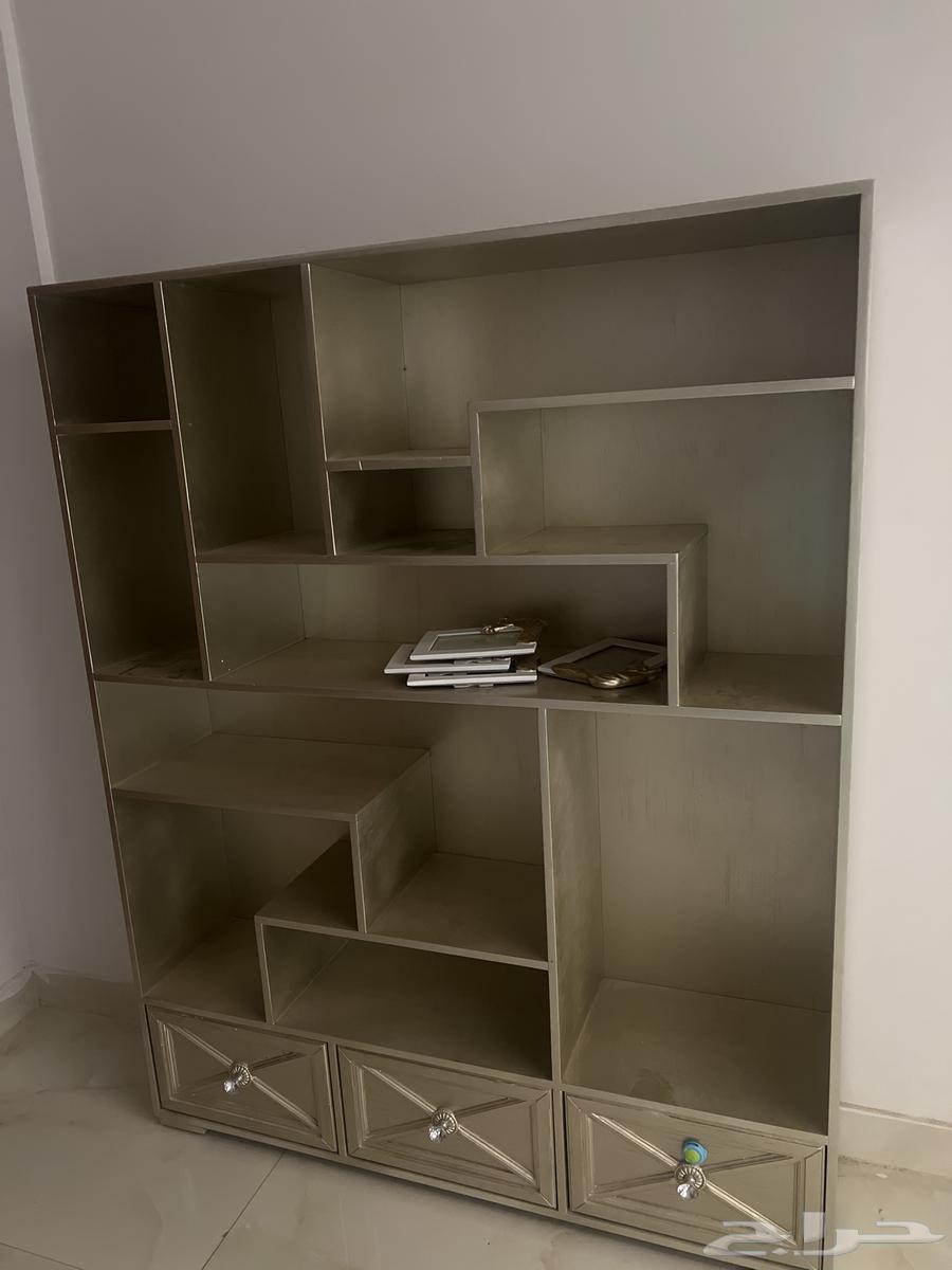 رفوف للبيع لحاله ممتازه64475722386305110