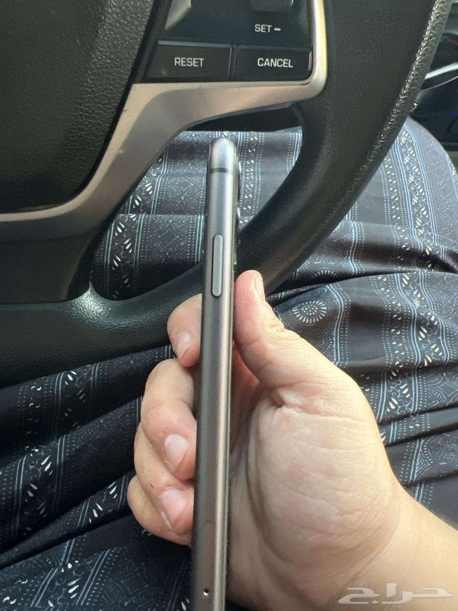 Hello, iPhone 11 64GB memory, only screen changed, battery 84%64476365081219111