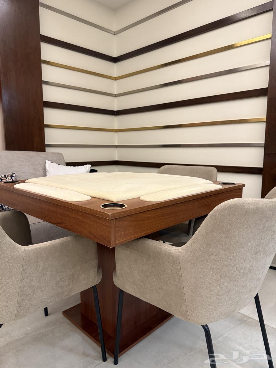 طاولة بلوت للبيع64476378716673111