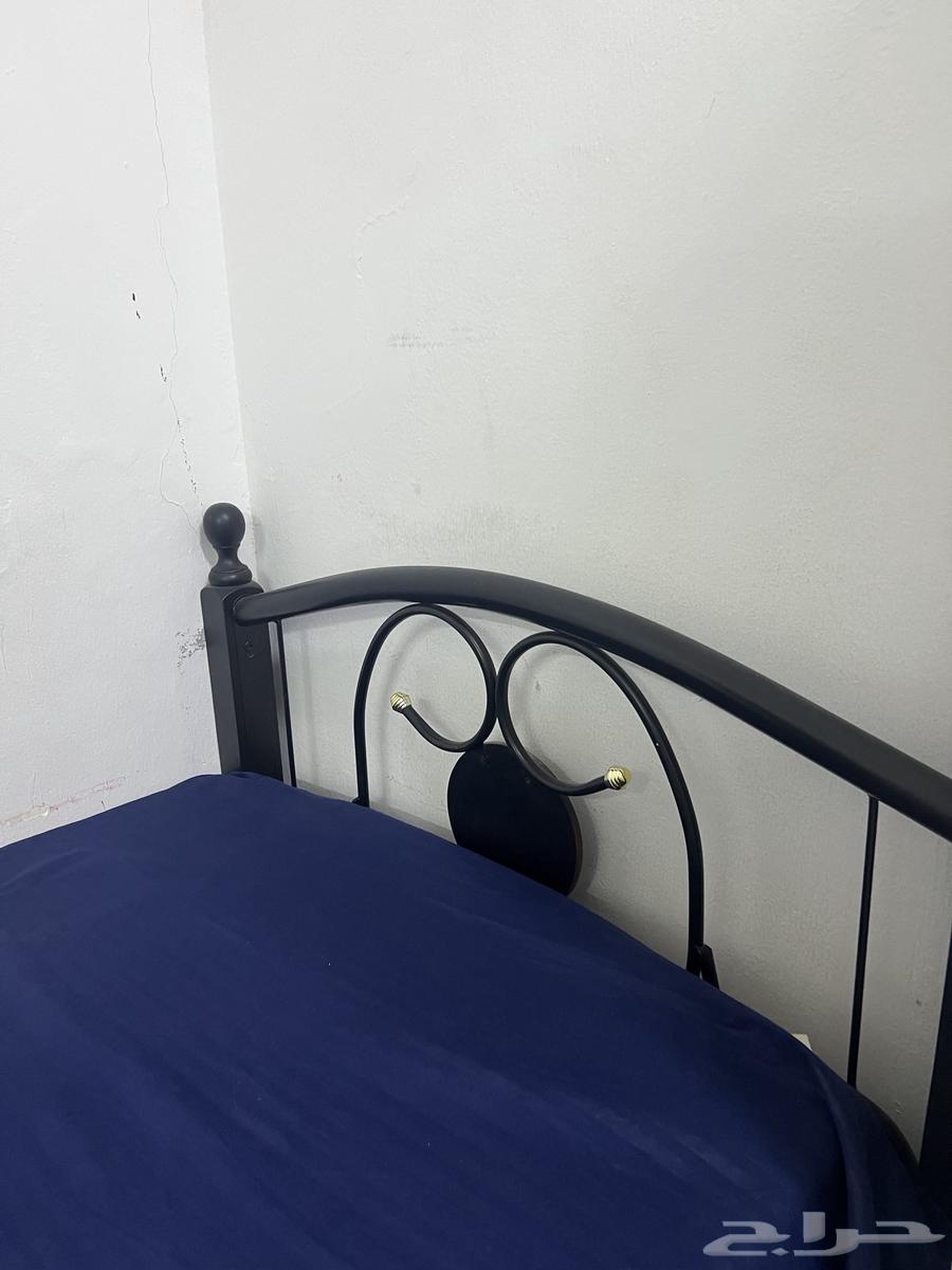 سرير للبيع64471676690049111