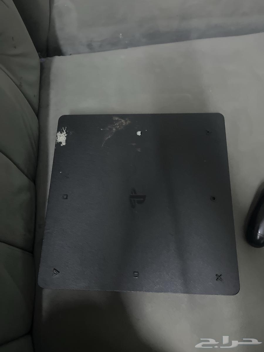 بلاستيشن فور مسدخدم شهر ونص المبلغ للبيع 80064472061968515112