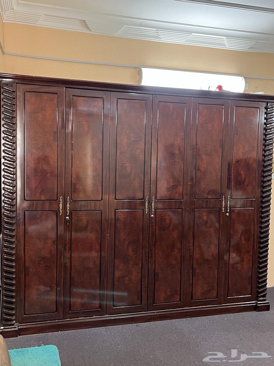 دولاب نظيف وجميل 3امتار عرض ومترين ارتفاع سعره ب500ريال64475432610563114