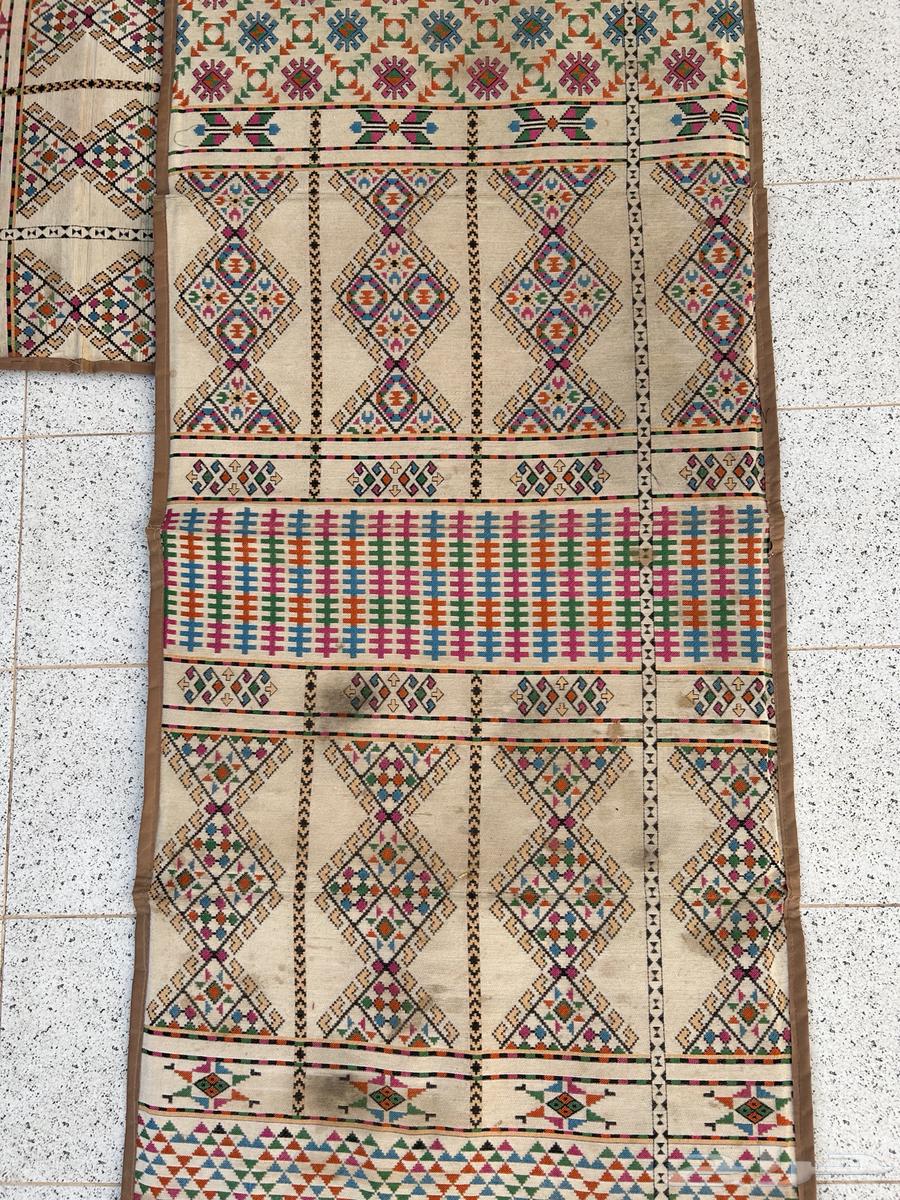 Syrian dagger for sale, minimum 15064473135392513111