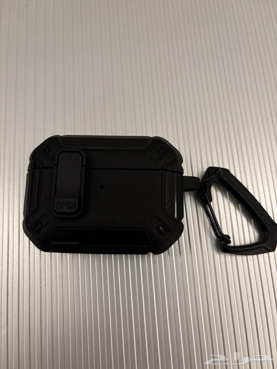 AirPods Pro case with security lock (new)64472754680963110