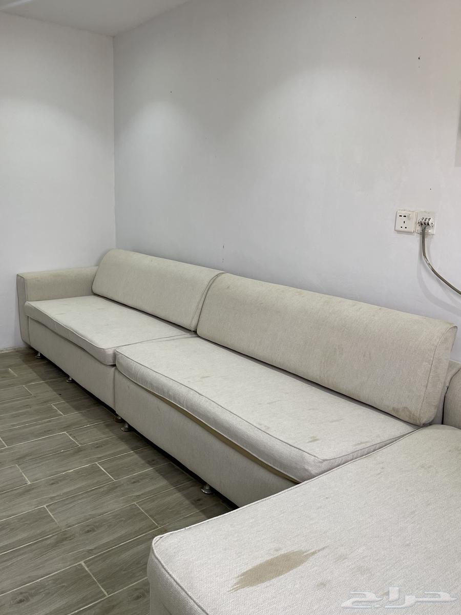 كنب صاله مكون من اربع قطع لون بيج64473191613441111