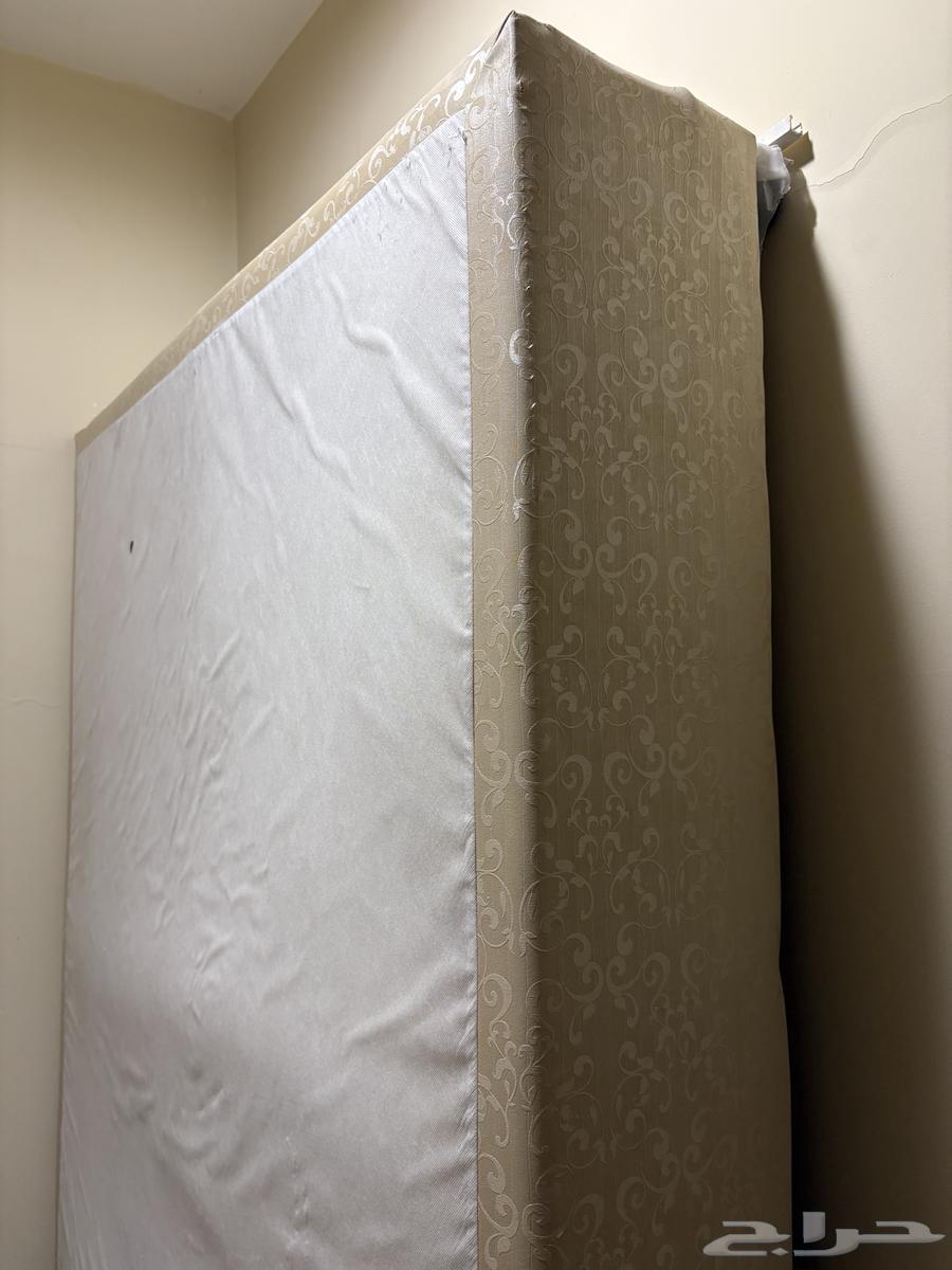 سرير مع مرتبه ب250 ريال64471911089153113